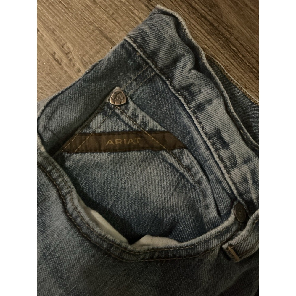 Ariat Legacy M2 Traditional Relaxed Boot Cut Jeans Men's 31x34 Blue Denim STAINS - Picture 5 of 9